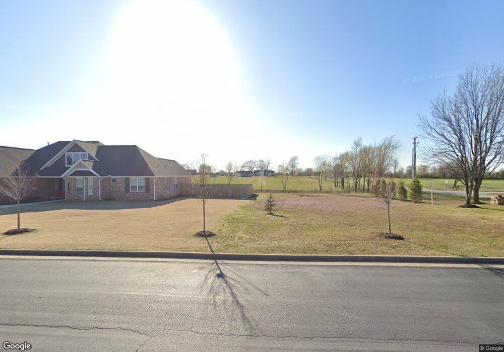 18613 Astor Dr, Fayetteville, AR 72704 - photo 1