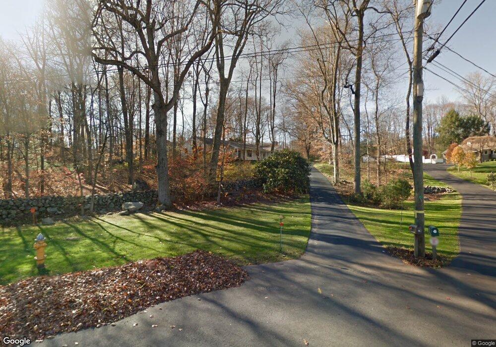 56 Horton Ln, New Canaan, CT 06840 - photo 1