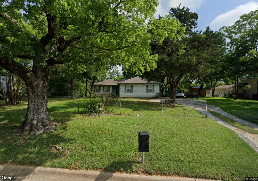 421 Martin Luther King St, Denison, TX 75020 - photo 1