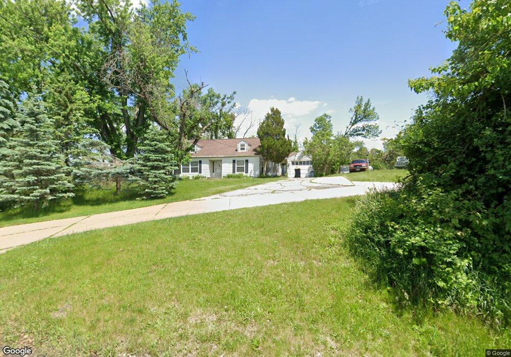 1278 42nd St SE, Cedar Rapids, IA 52403 - photo 1