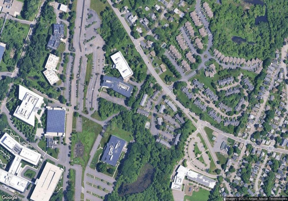 10 Casey Cir, Waltham, MA 02451 - photo 1