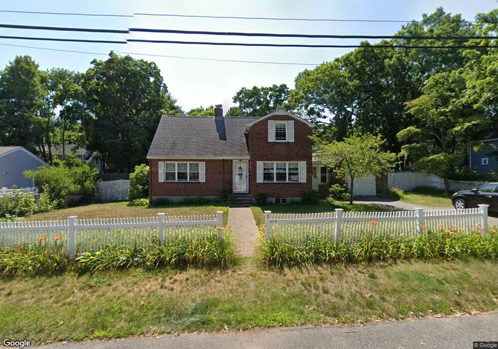 8 Marshall Rd, Wellesley, MA 02482 - photo 1