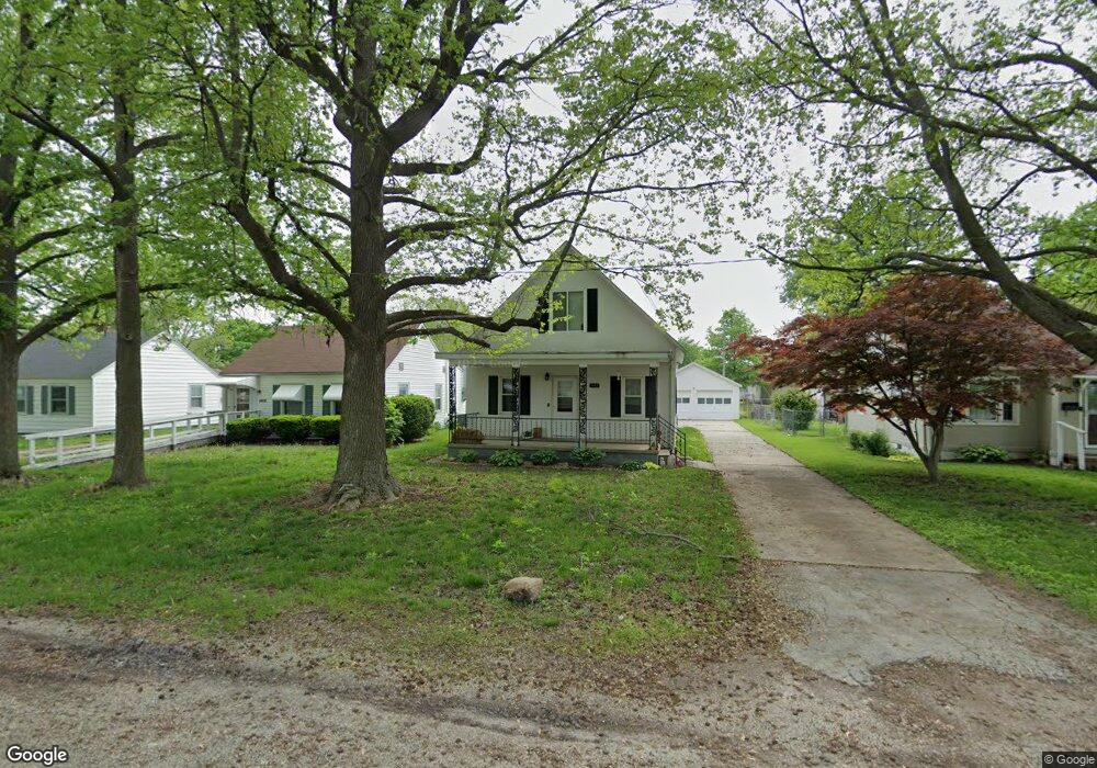 1412 S 15th St, Mattoon, IL 61938 - photo 1