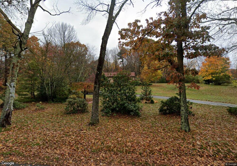 114 West St, Uxbridge, MA 01569 - photo 1