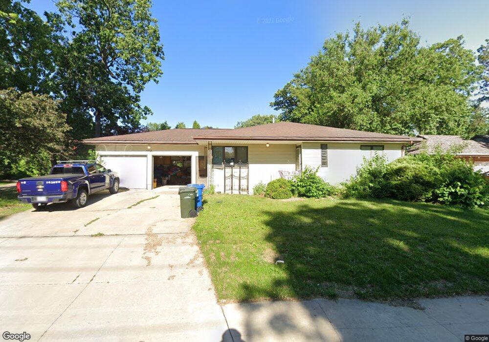 2012 Rownd St, Cedar Falls, IA 50613 - photo 1