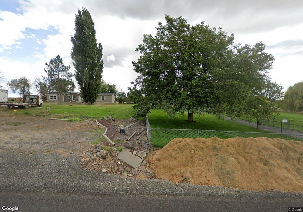 1000 Deeringhoff Rd, Moxee, WA 98936 - photo 1