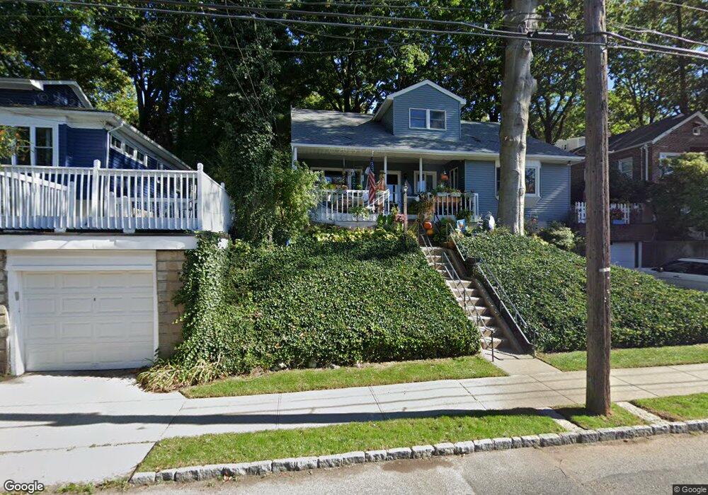 49 Rugby Ave, Staten Island, NY 10301 - photo 1