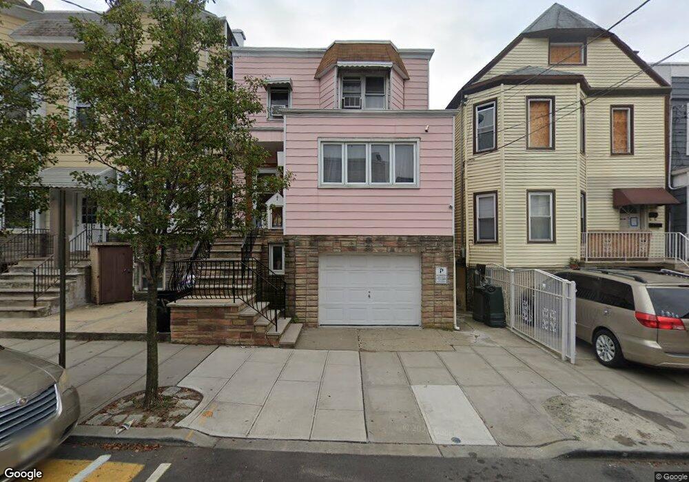 521 48th St, Union City, NJ 07087 - photo 1