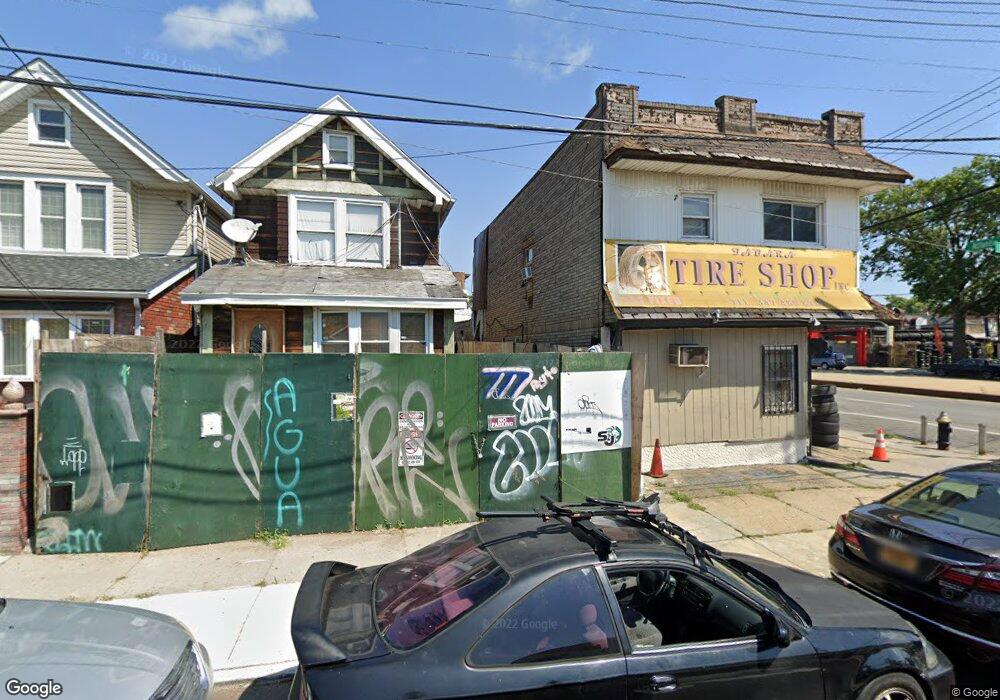 9157 109th St, Richmond Hill, NY 11418 - photo 1