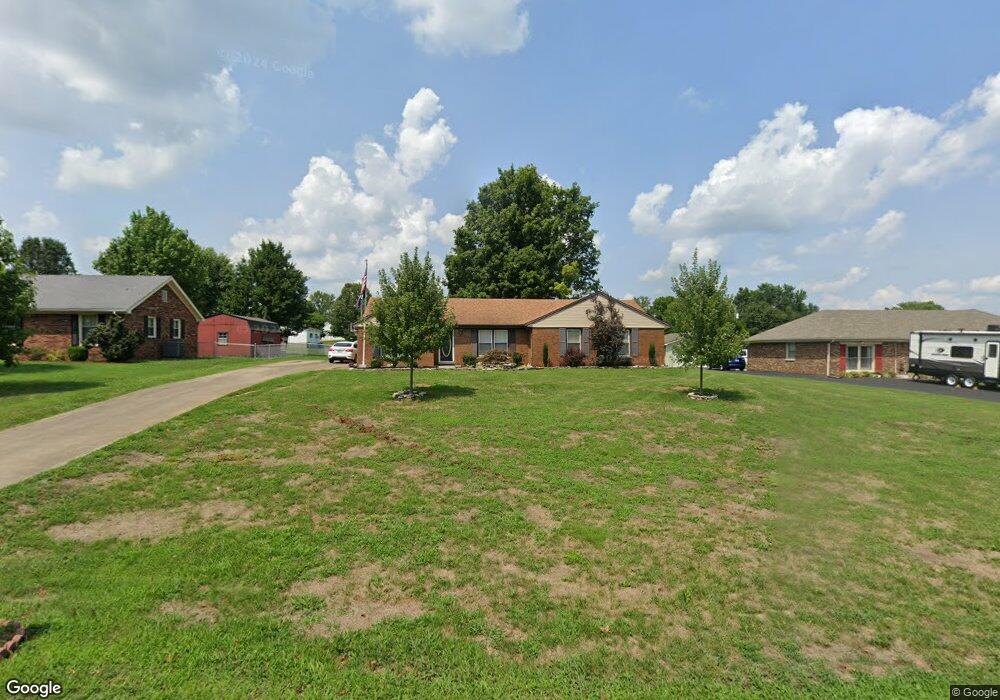 281 Longview St, Harrodsburg, KY 40330 - photo 1