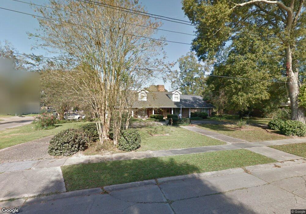 202 E Nichols St, Welsh, LA 70591 - photo 1