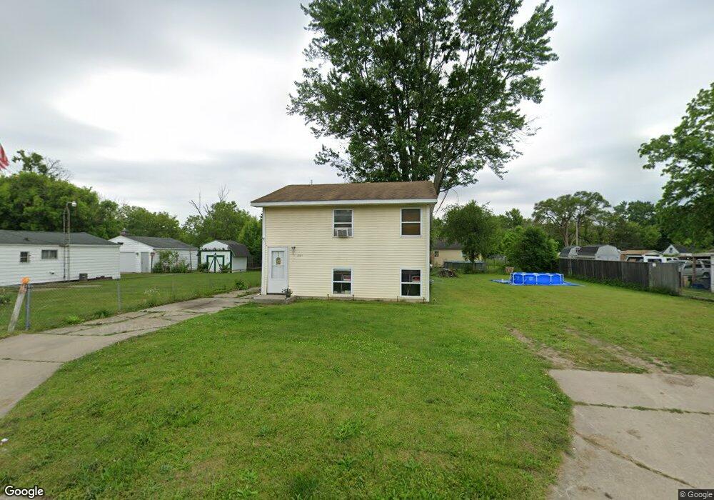 1351 W Juliah Ave, Flint, MI 48505 - photo 1