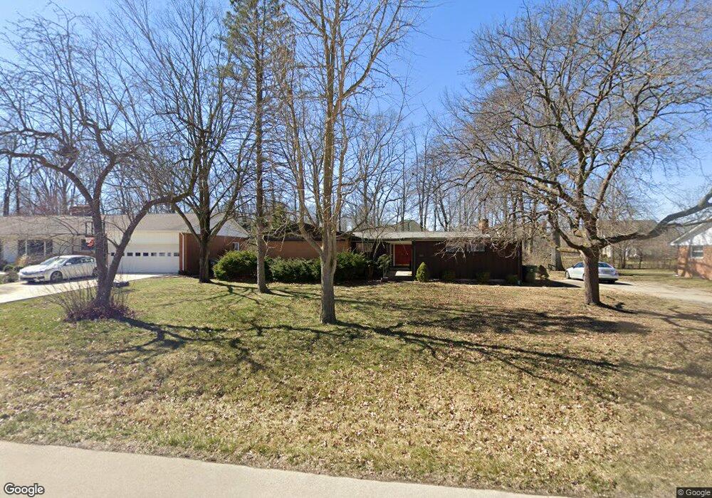 411 Hickory Dr, Marysville, OH 43040 - photo 1