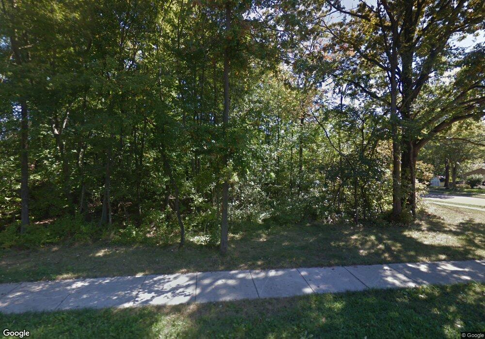 789 Community Rd, Sheffield Lake, OH 44054 - photo 1