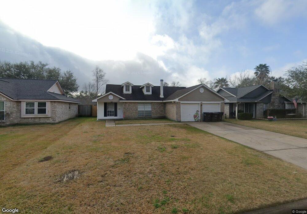 3105 Wood Fox Dr, Alvin, TX 77511 - photo 1