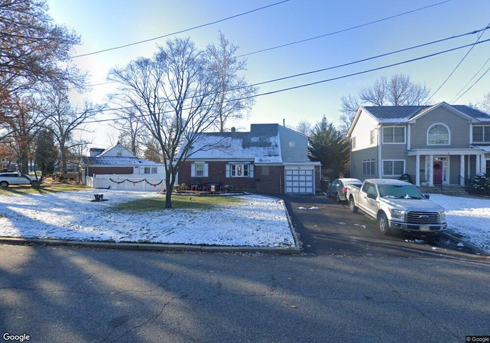 1 Fenway Ct, River Edge, NJ 07661 - photo 1