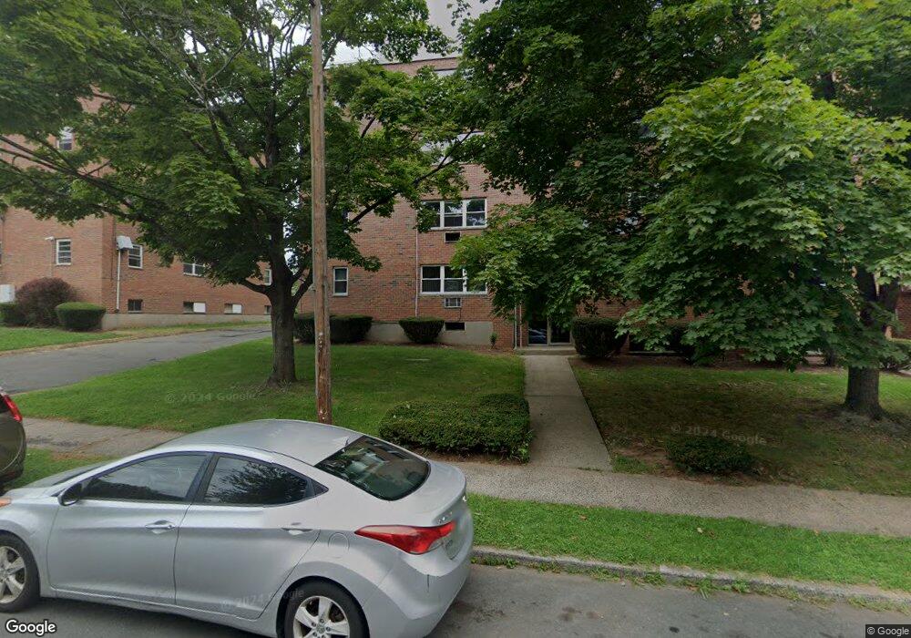 140 Clinic Dr unit 204C, New Britain, CT 06051 - photo 1