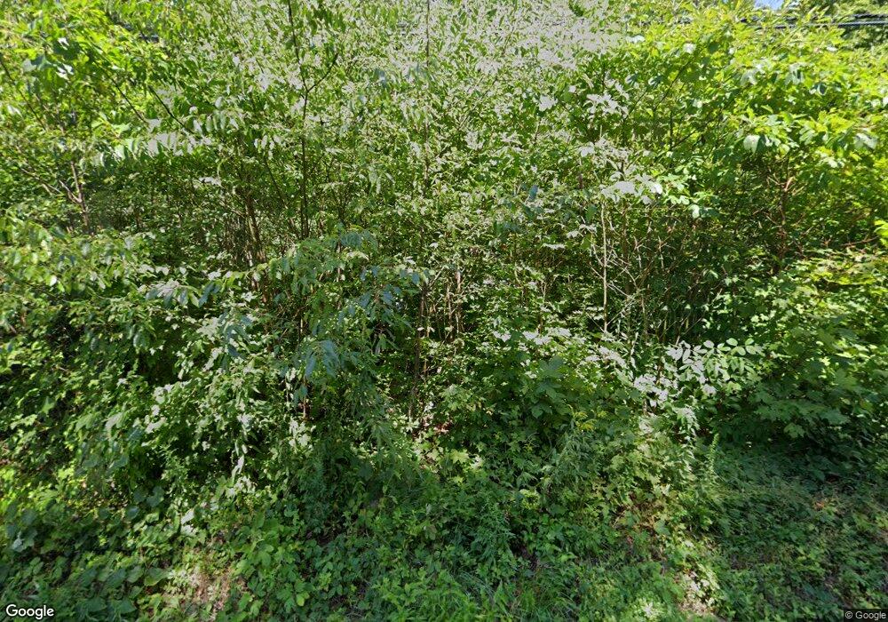 31 Pine Tree Hill Rd, Newtown, CT 06470 - photo 1