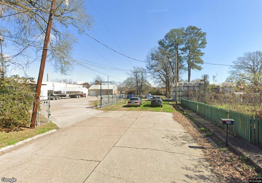 321 Camelia St unit 4, New Iberia, LA 70563 - photo 1