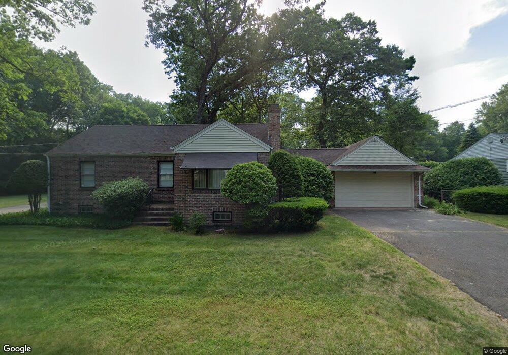 28 Franz St, Springfield, MA 01108 - photo 1