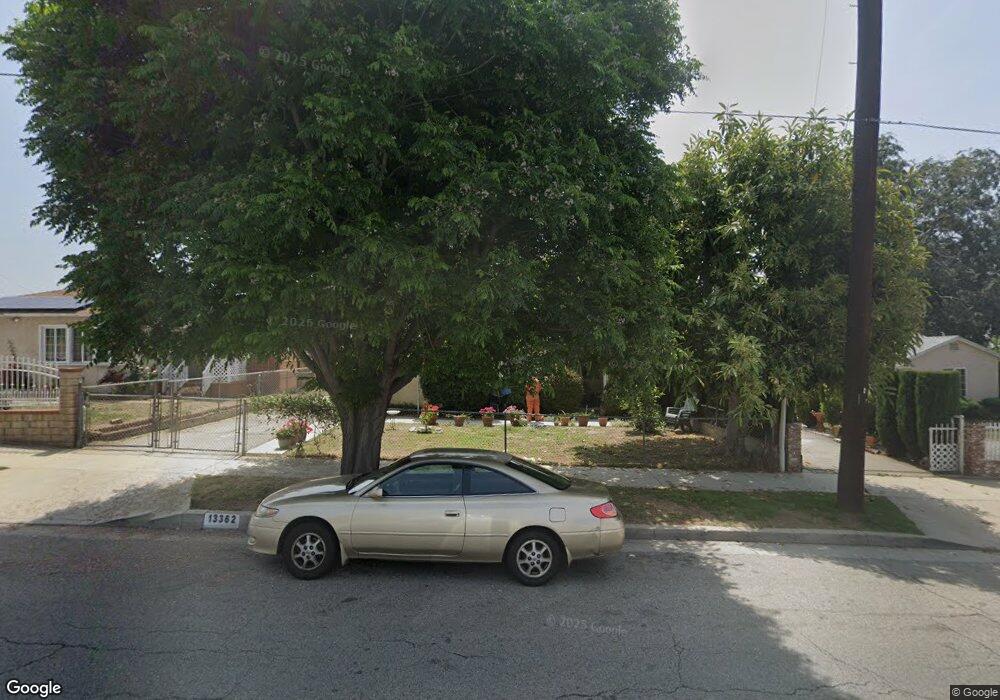 13362 Sayre St, Sylmar, CA 91342 - photo 1