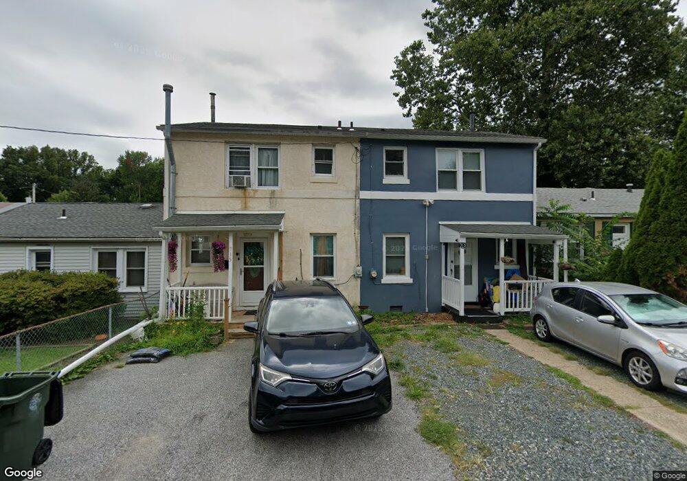 715 Columbus Ct, Wallingford, PA 19086 - photo 1