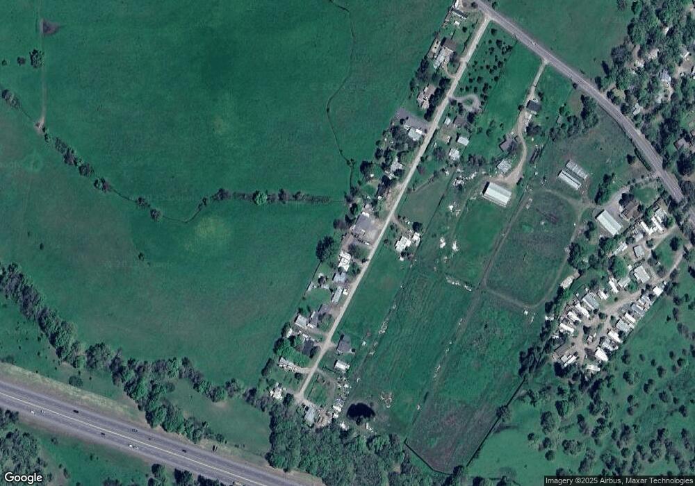 7435 Maple Ln, Central Point, OR 97502 - photo 1