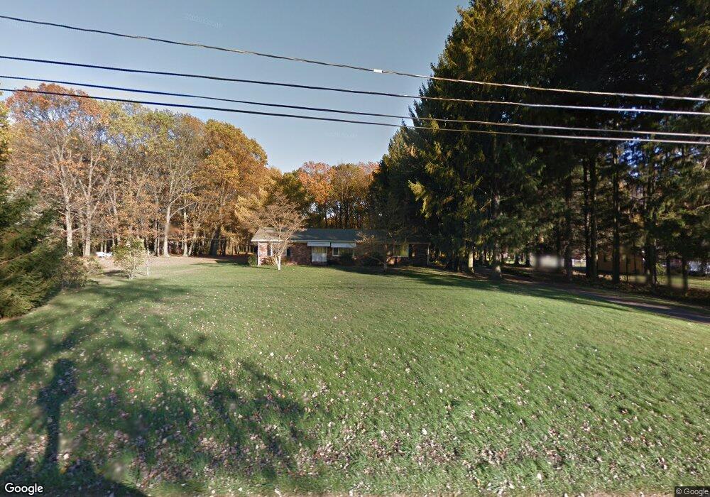 270 N Amboy Rd, Conneaut, OH 44030 - photo 1