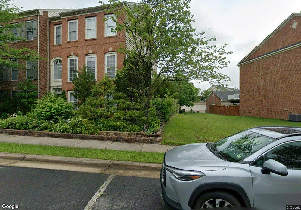 16417 Steerage Cir, Woodbridge, VA 22191 - photo 1