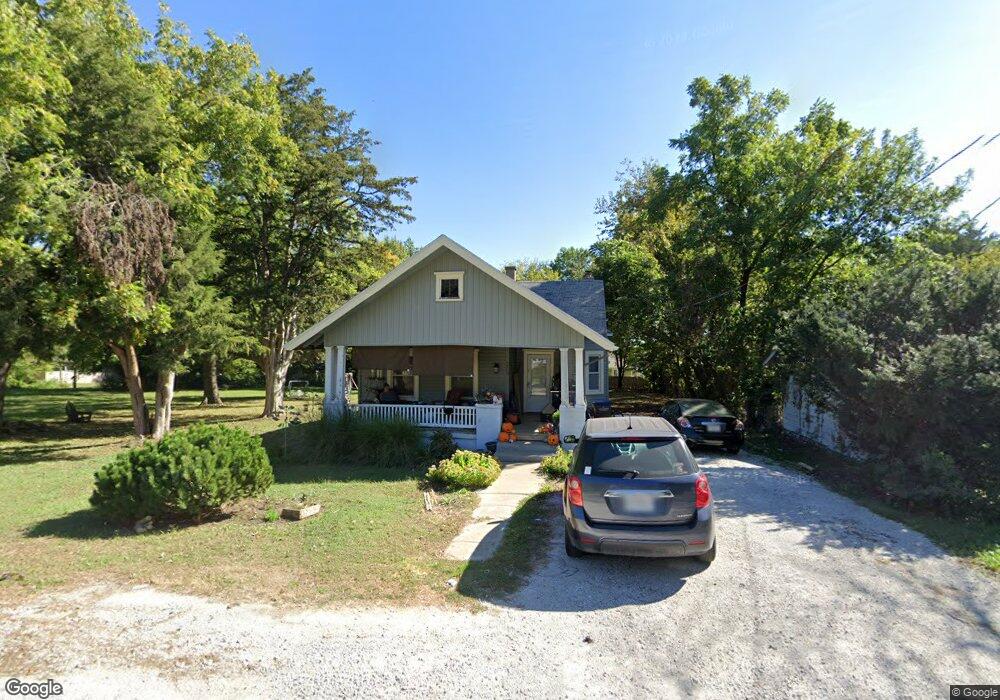 209 S Franklin St, Raymore, MO 64083 - photo 1