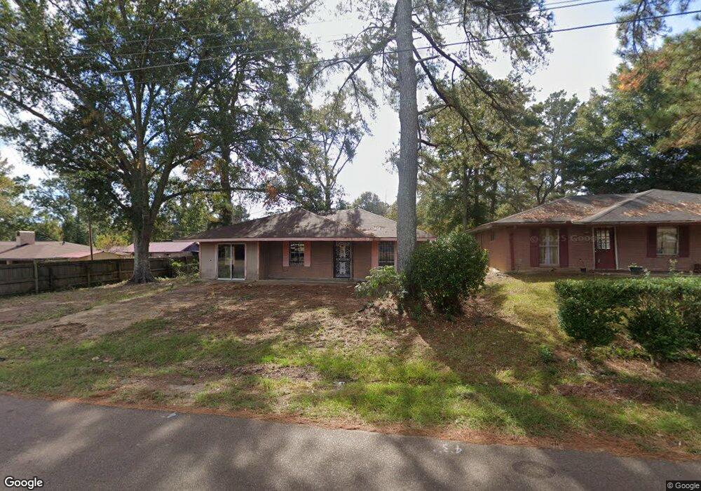 1221 24th St, McComb, MS 39648 - photo 1