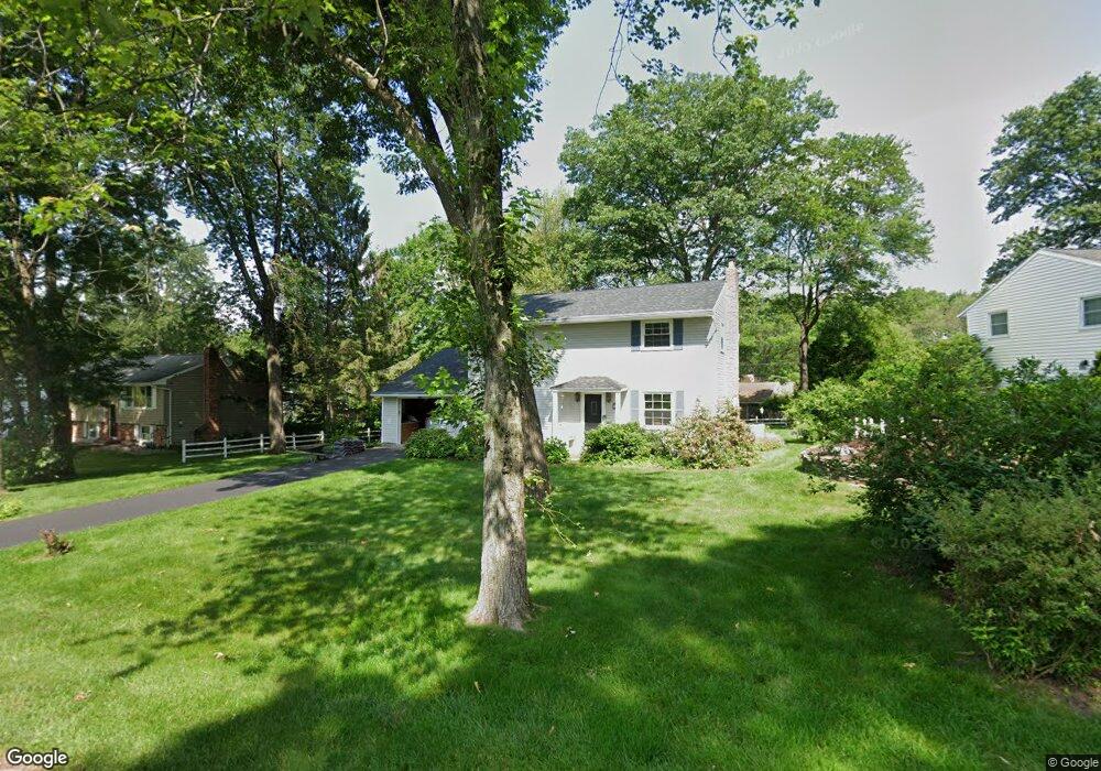 11 Woodhall Ln, Clifton Park, NY 12065 - photo 1