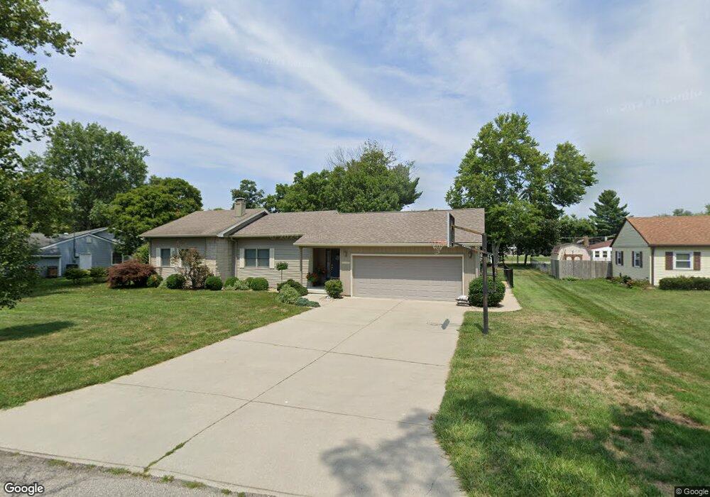 1308 Locust Dr, Columbus, IN 47203 - photo 1