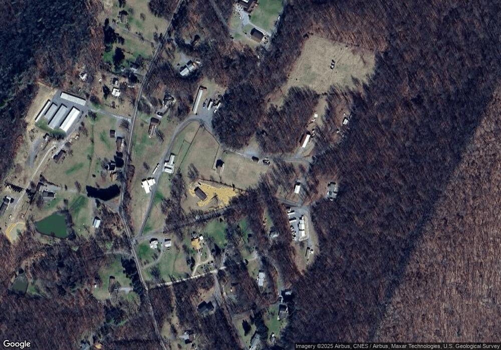 203 Barbeque Dr, Berkeley Springs, WV 25411 - photo 1