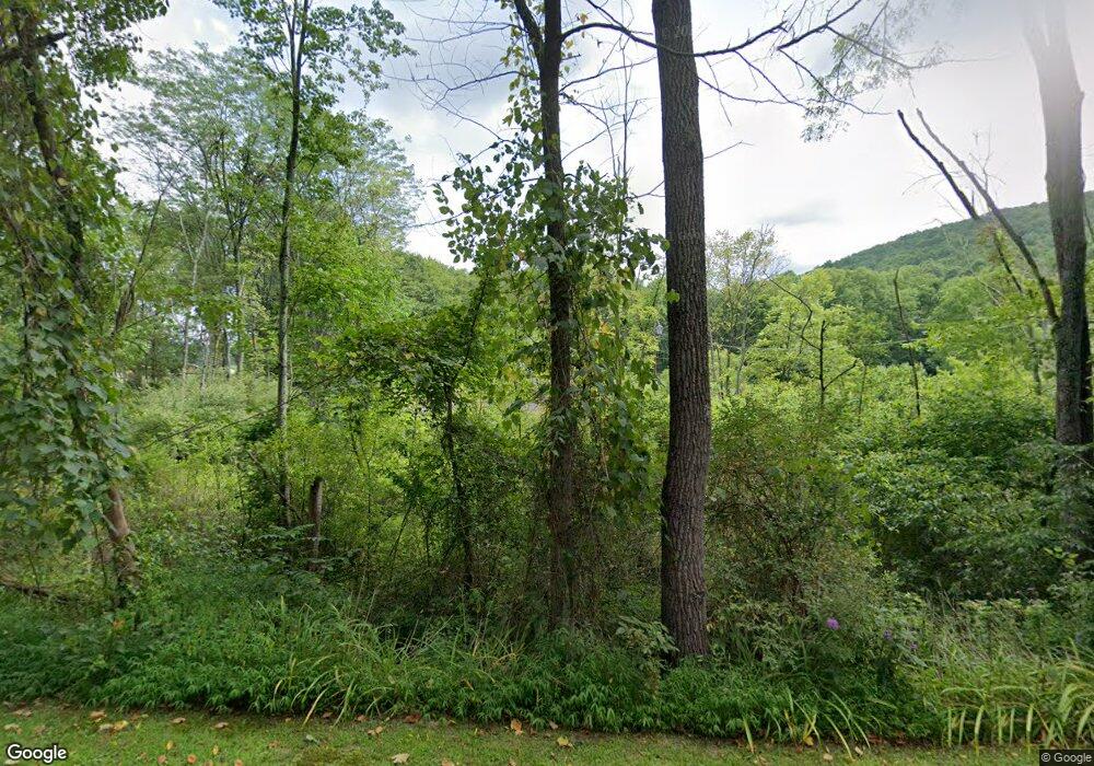 555 Dix Hill Rd, New Bloomfield, PA 17068 - photo 1