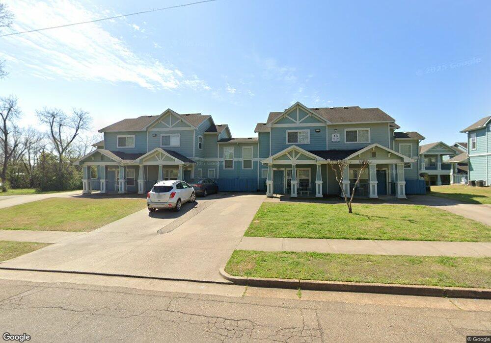 1921 W 13th St, Texarkana, TX 75501 - photo 1