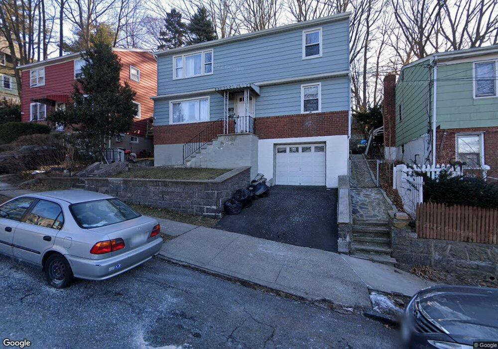 60 S Nichols Ave unit 1, Yonkers, NY 10701 - photo 1