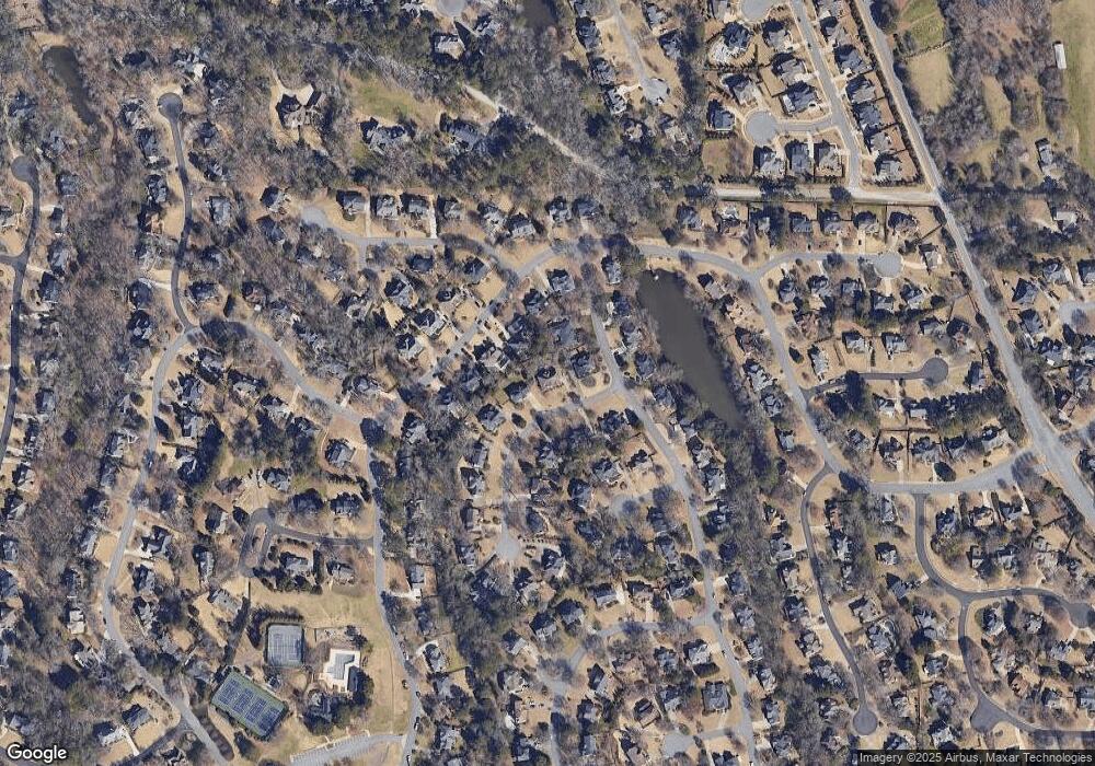 815 Devenish Ln, Roswell, GA 30075 - photo 1