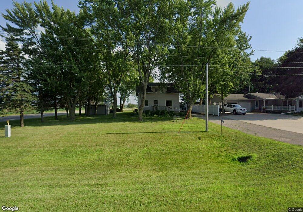 2403 SE Marshall St, Albert Lea, MN 56007 - photo 1