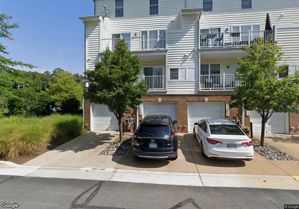 12470 Liberty Bridge Rd unit 101B, Fairfax, VA 22033 - photo 1