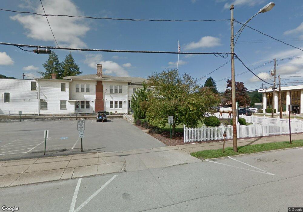 1325 1/2 Buffalo St, Franklin, PA 16323 - photo 1