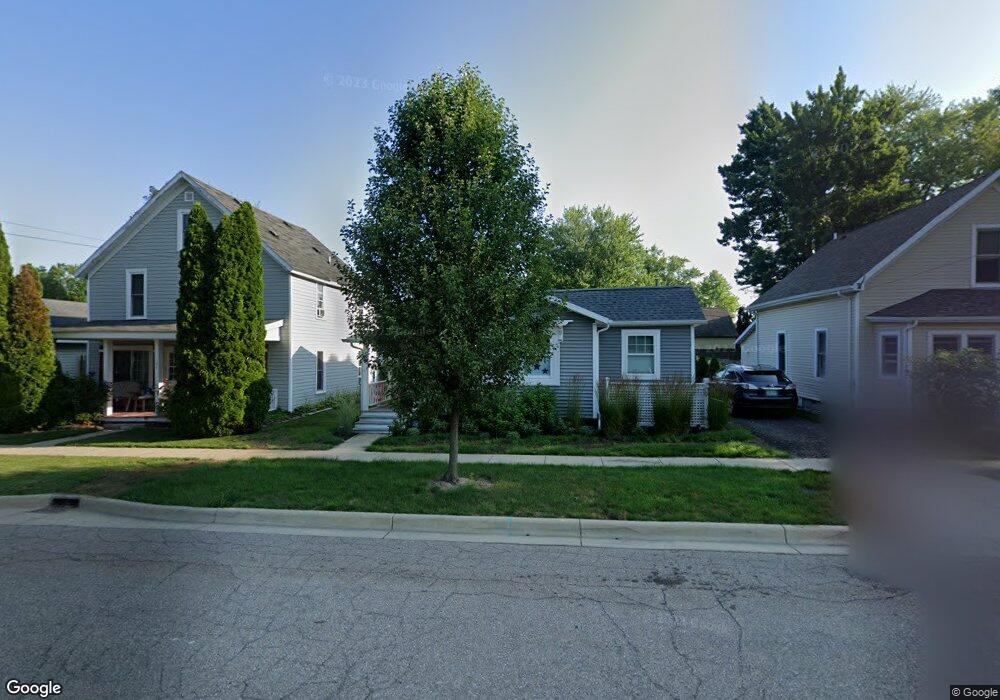 109 Maple St, Three Oaks, MI 49128 - photo 1