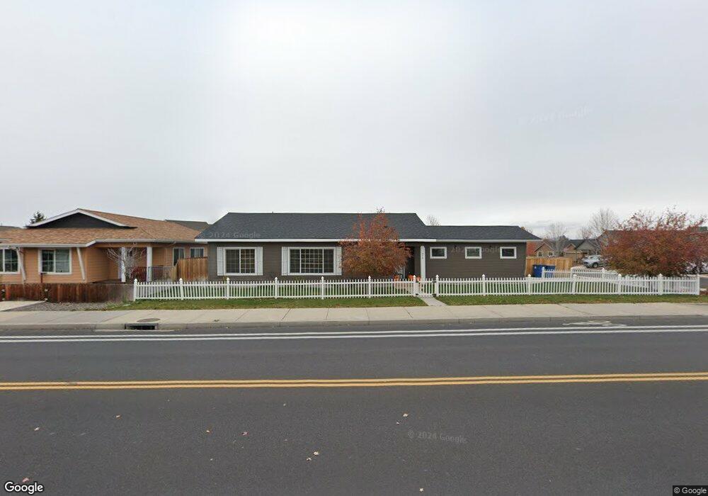 974 SW 27th St, Redmond, OR 97756 - photo 1