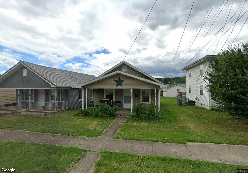 914 Florida St, Milton, WV 25541 - photo 1