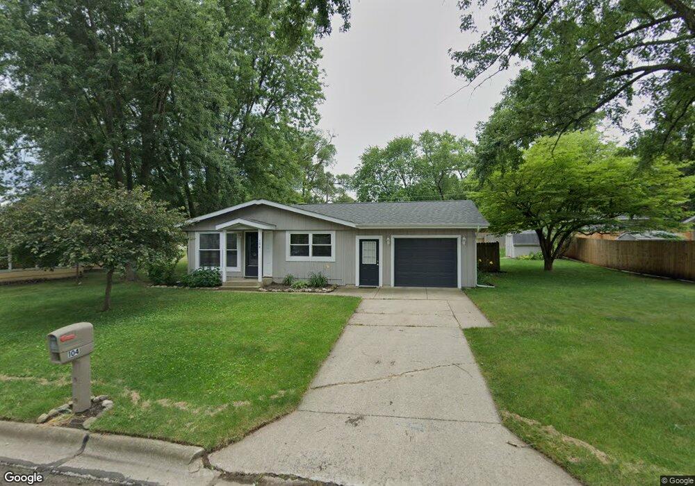 104 W 14th St, La Porte, IN 46350 - photo 1