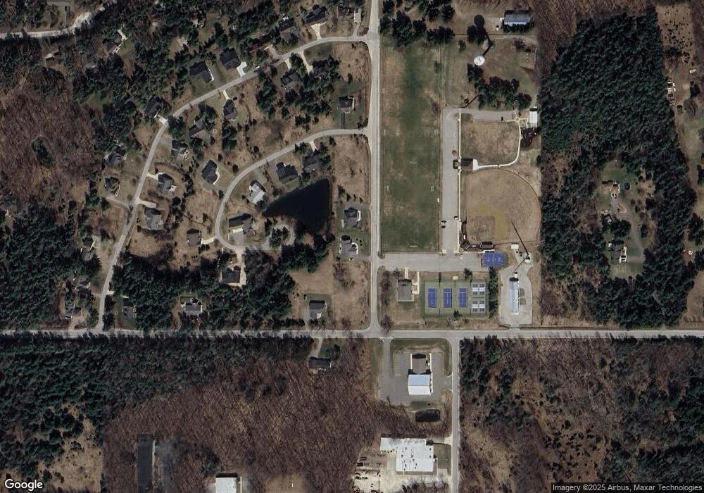 9057 Old Orchard Rd, Charlevoix, MI 49720 - photo 1