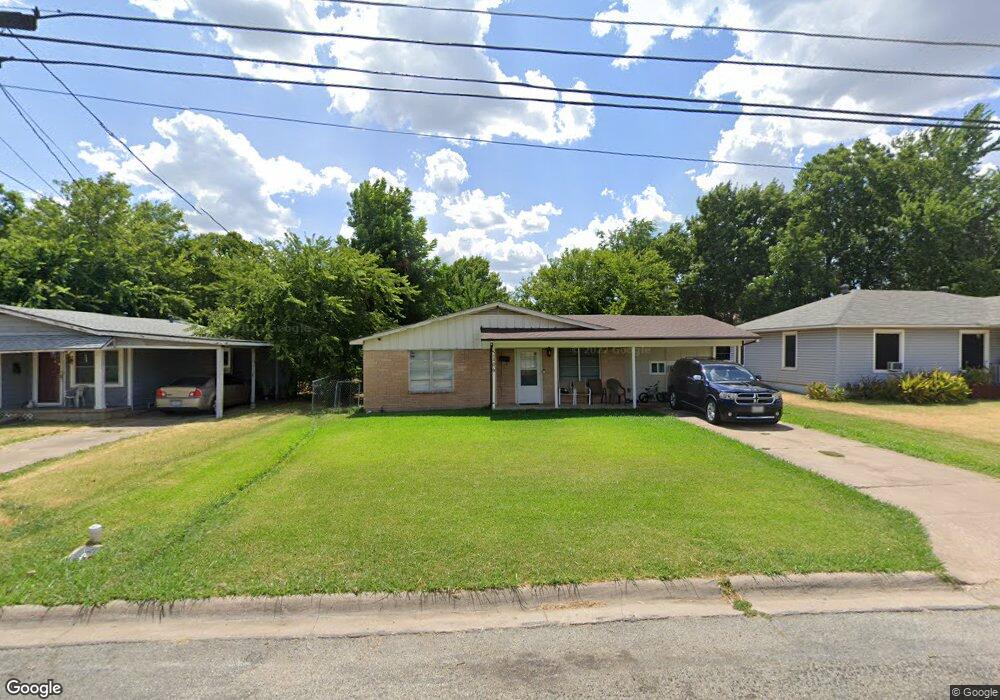 2402 N Shannon St, Sherman, TX 75092 - photo 1