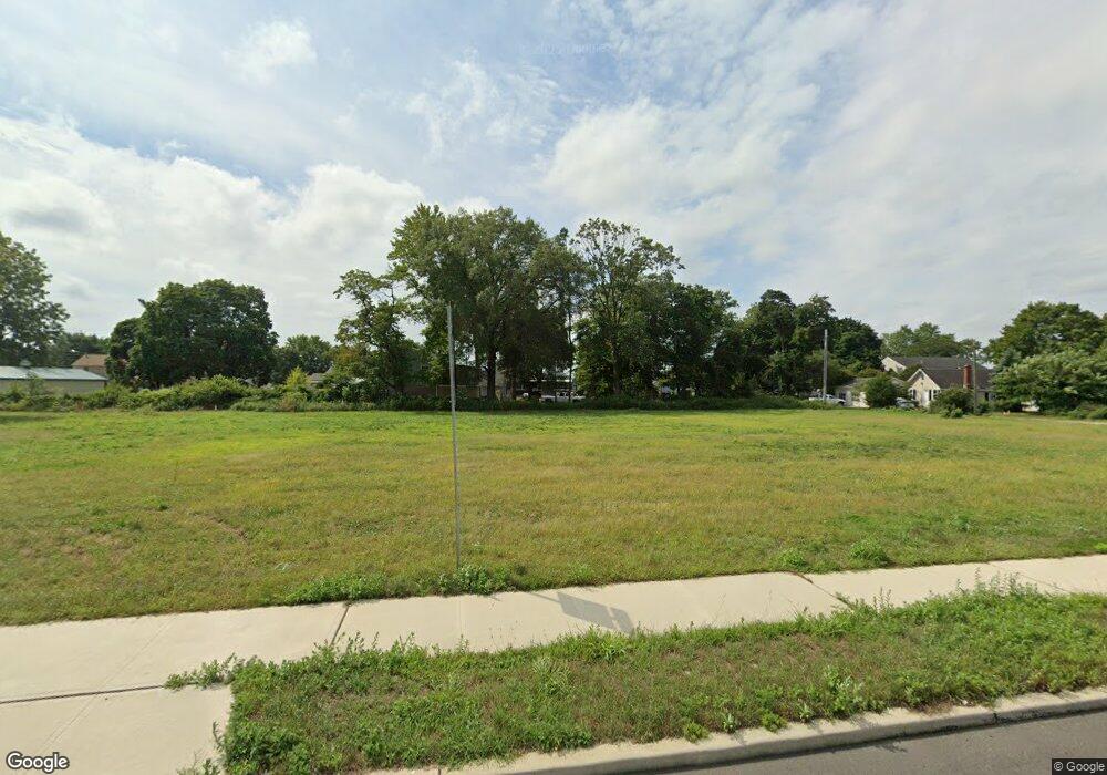 21 W Hampton St, Pemberton, NJ 08068 - photo 1