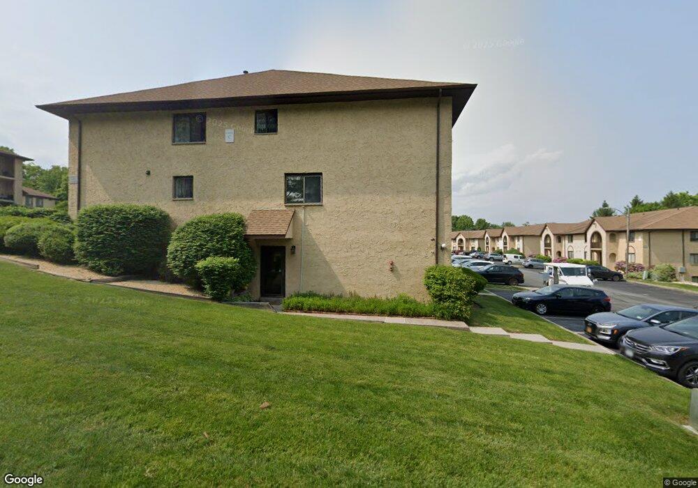 29 Omni Parc Dr, Nanuet, NY 10954 - photo 1