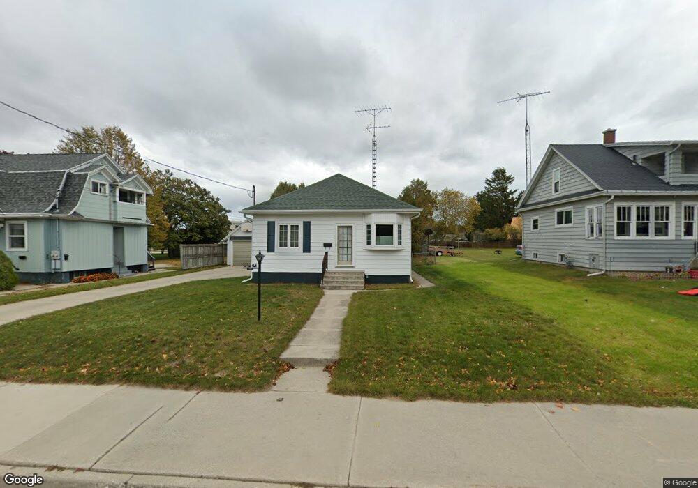 2815 Forest Ave, Two Rivers, WI 54241 - photo 1